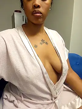 drippincaty (F young) - Its my birthday please spoil