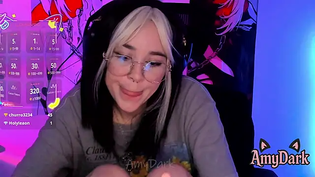 _AmyDark webcam