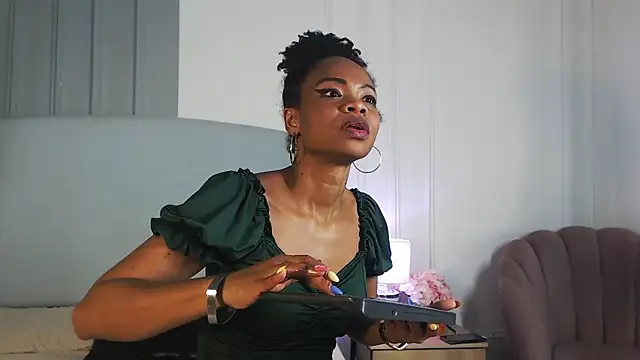 ChantalGarner webcam