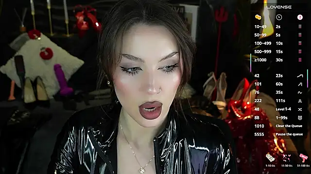 MistressDarsy webcam