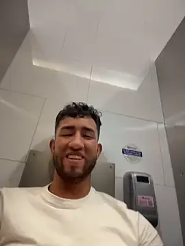 liam_bronw (G young) - Masturbate in toiles public and naked