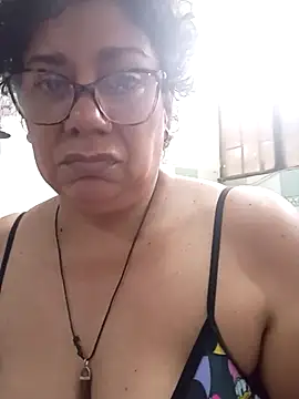 Webcam Model (Pupi-Lanegra)  is live.Free join now!