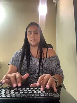 kendall_52 - Kendall_52's free webcam - UK Sex Cams