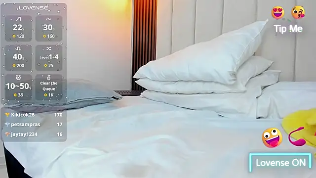 Victoria_Guzman webcam