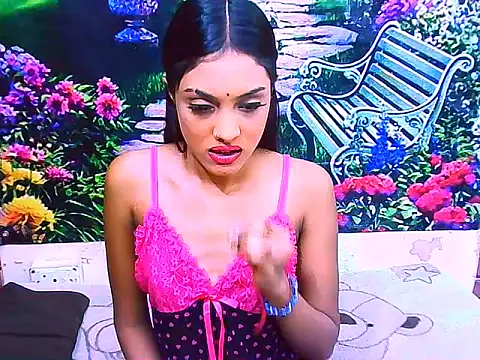 IndianPretty14u2Luv webcam