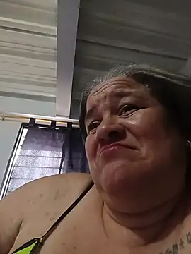 CheekySnowQueen_69 webcam