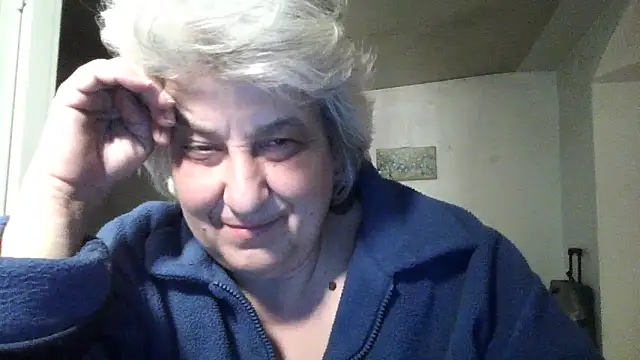 ExquisiteMature webcam