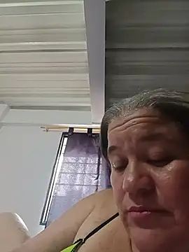 CheekySnowQueen_69 webcam