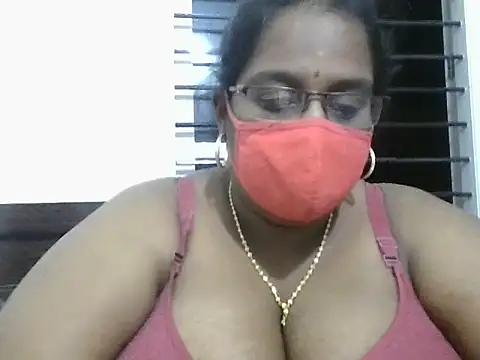 hootypriya - Hootypriya's free webcam - UK Sex Cams