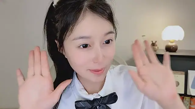 Onechestnut live sex cam