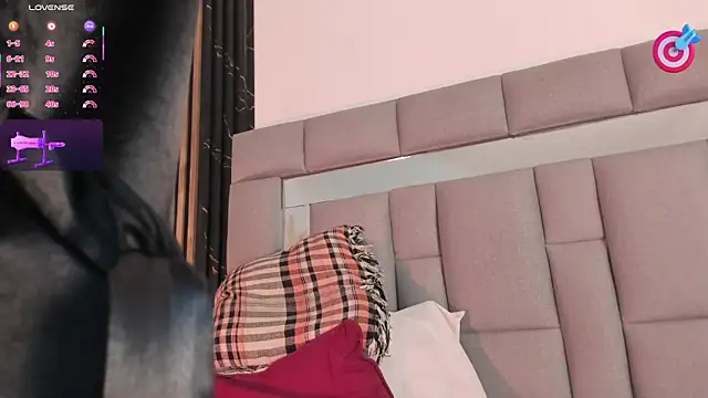 amaia_santini (F young) - 🫣Good afternoon, love🥰