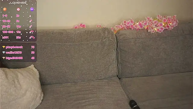 ToyaPletz - Live Cam