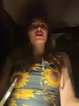 Irresistible24 webcam