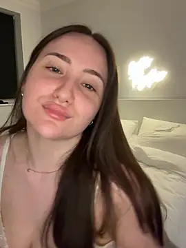 Webcam Model (MissExoticKitty)  is live.Free join now!