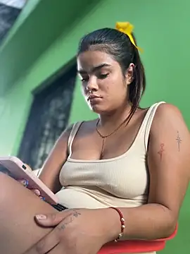 Kaily_Sweet16 webcam