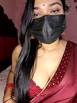 Webcam Model (ariya-03)  is live.Free join now!