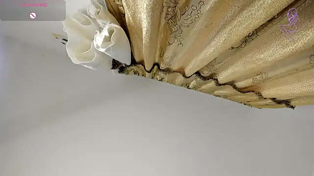 ebony_danik - Ebony_danik's free webcam - UK Sex Cams