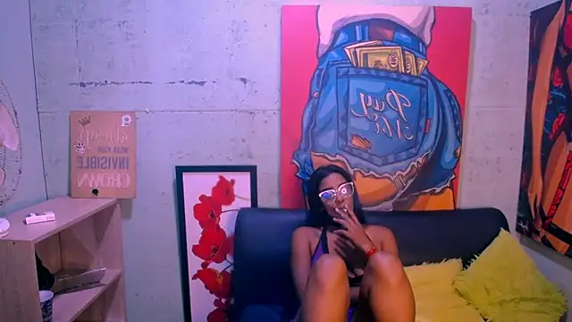 Indianzaraxxx webcam