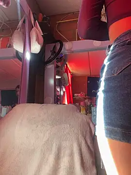 skye_moore - Skye_Moore's free webcam - UK Sex Cams