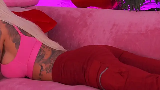 fallingangel - Fallingangel's free webcam - UK Sex Cams