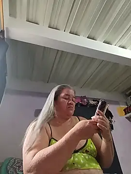 CheekySnowQueen_69 webcam