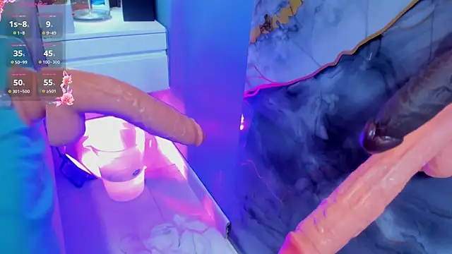 little_valentinaa webcam