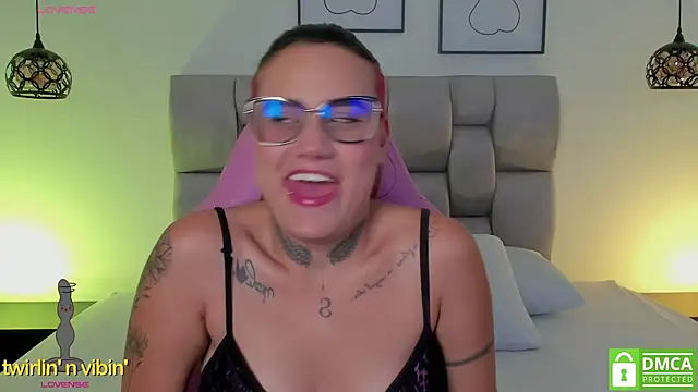 Susan-Sweet-7 webcam