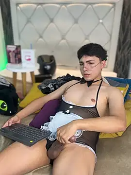 Samu_Hott webcam