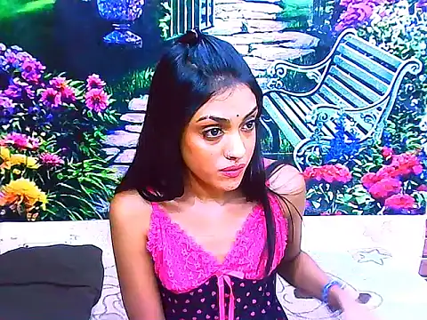 IndianPretty14u2Luv webcam