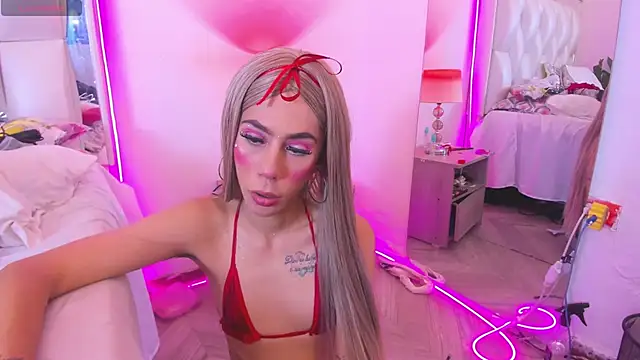 Darlyn_tenderhot__ webcam