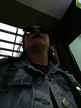 sophie_banger live sex cam