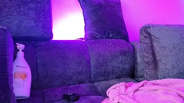 angelinepossy live sex cam