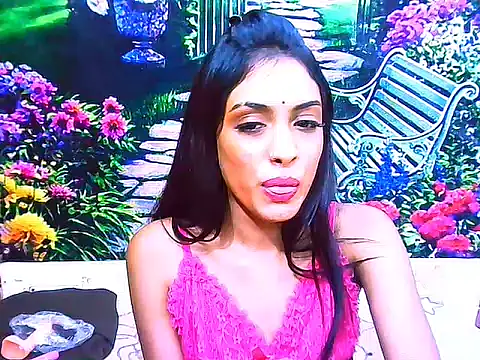 IndianPretty14u2Luv webcam