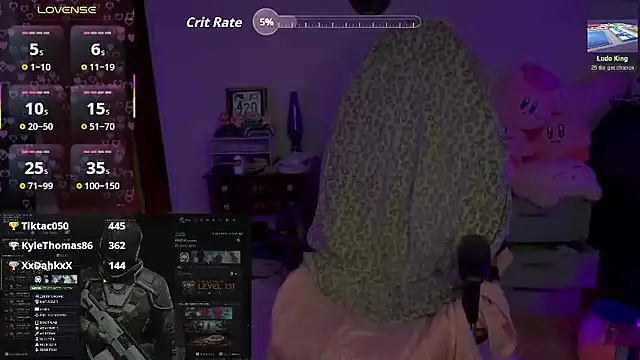 SpaceCowWhore webcam