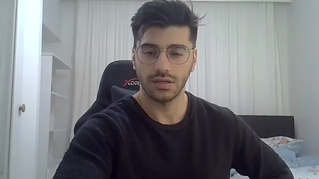 ciceroable (M young) - #asian #big-cocks #bisexuals #black-hair #cam2cam #dirty-talk #footjob #hd #humiliation #middle-priced-privates #muscular #precum #sexting #small-audience #striptease #studs #young