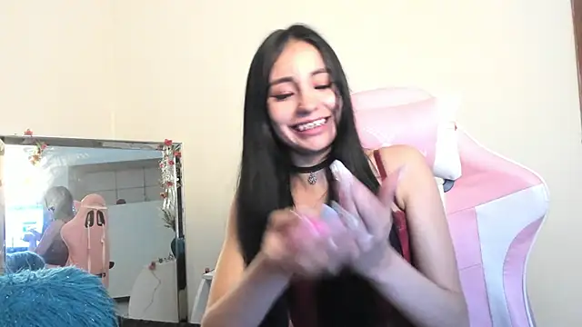 Chloe_Miller_2 webcam