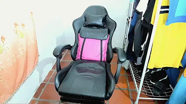 boy-767 (M young) - show cum