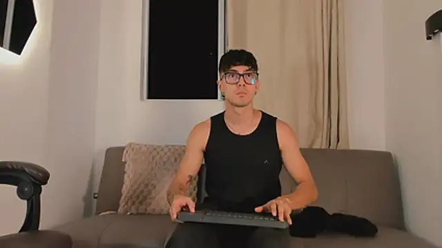 etham_wolf1 (M young) - Precum 💦👅