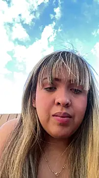 NinaValencia_ webcam