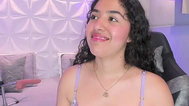 AdharaCasstell webcam