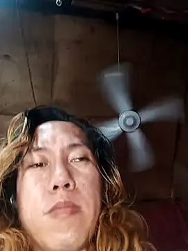 cute_boytoy0221 webcam