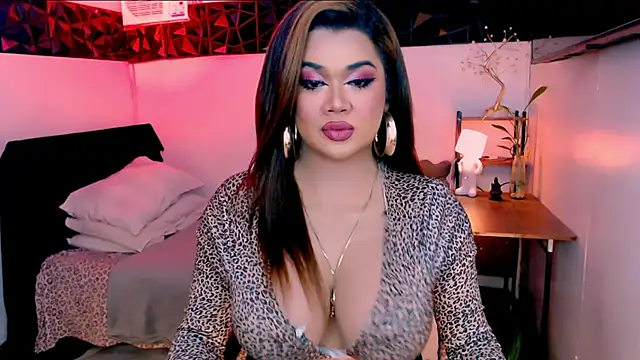 asiankatyhuge webcam