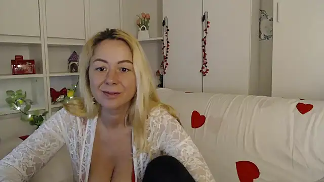 _karolynesyera_ webcam