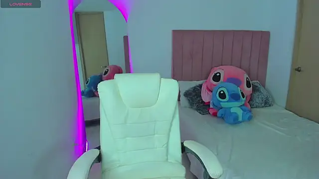 Janettcruz live sex cam