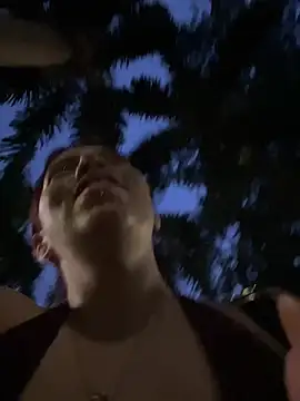 RojitasTeaseX_ webcam