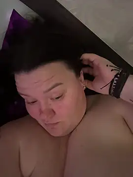 SunnyLeila2101 webcam