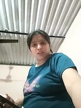 Ritika_singh71 webcam