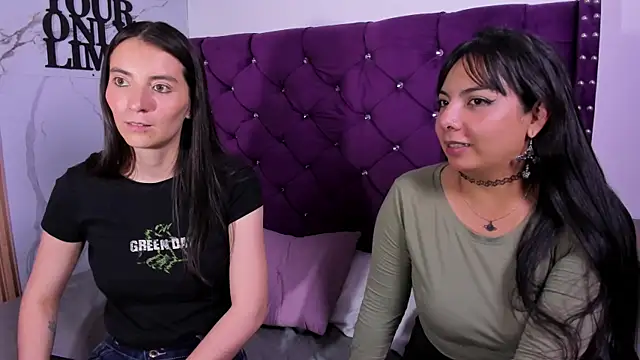 valkiria-and-dione - Valkiria-and-Dione's free webcam - UK Sex Cams