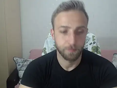 BlondEagleMuscle webcam