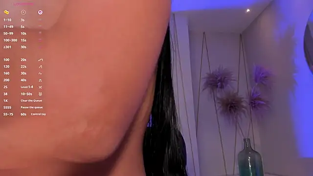 LizzHamilton__ webcam